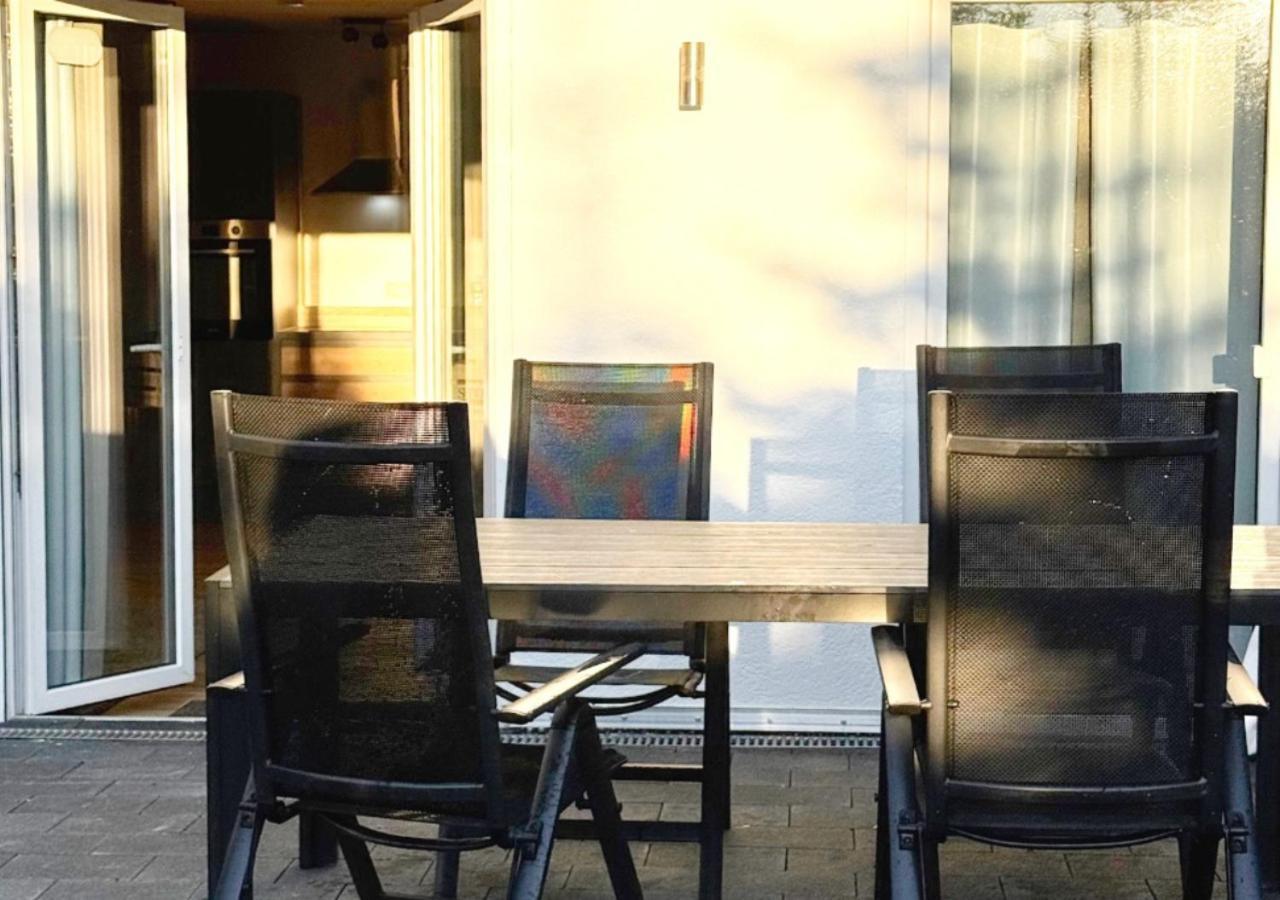 Greenhouse Living Apartment Nivis Mit Garten - 4 Minuten Nach Winterberg - Wandern, Mountainbike Fahren - Natur Geniessen Medebach Esterno foto
